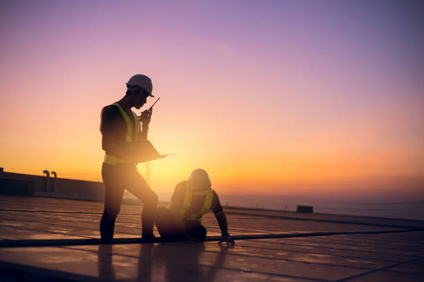 Best Flat Roof Repair Services  in Huber Ridge, OH